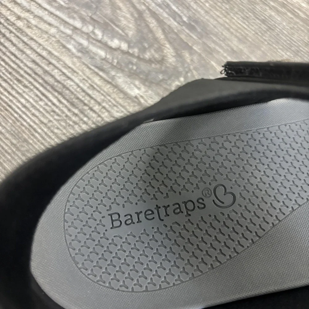 New! Baretraps Jeri Sandal Shoes Womens Size 9M Black Strappy Wedge Comfort